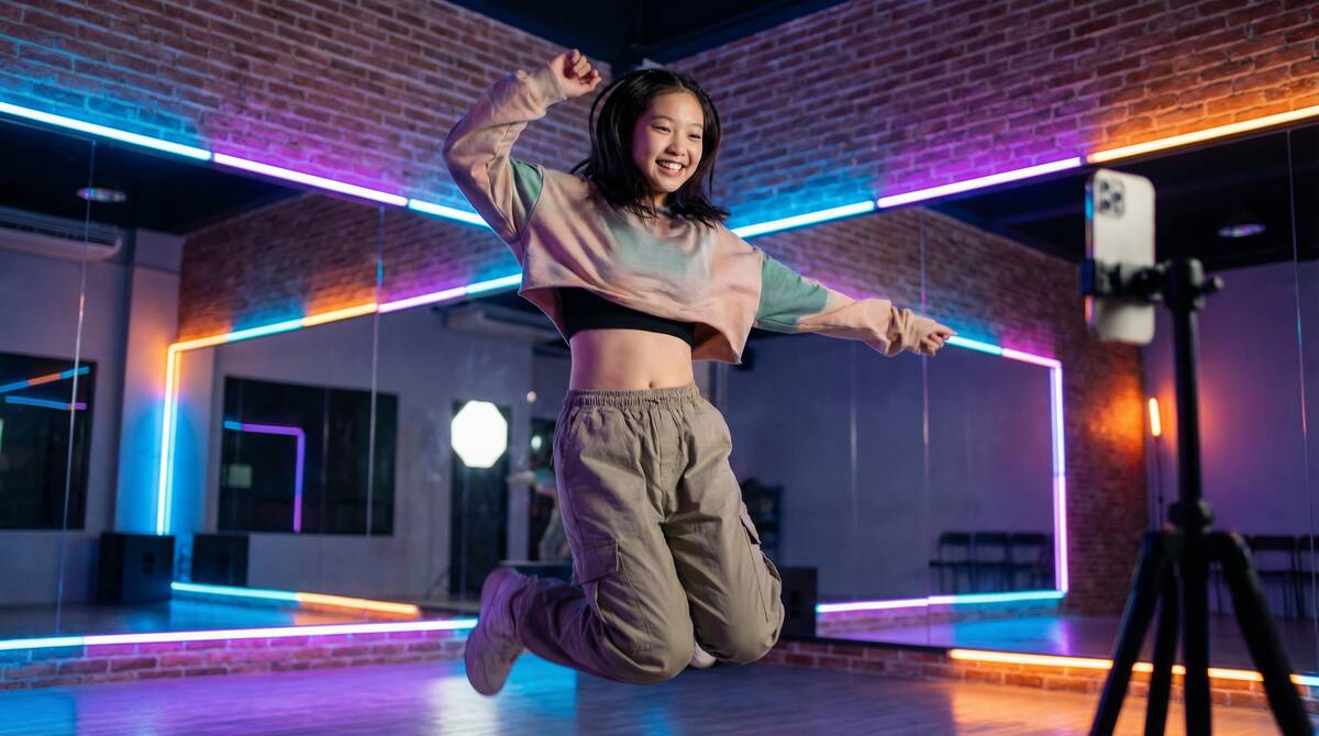 羞羞漫画舞蹈视频